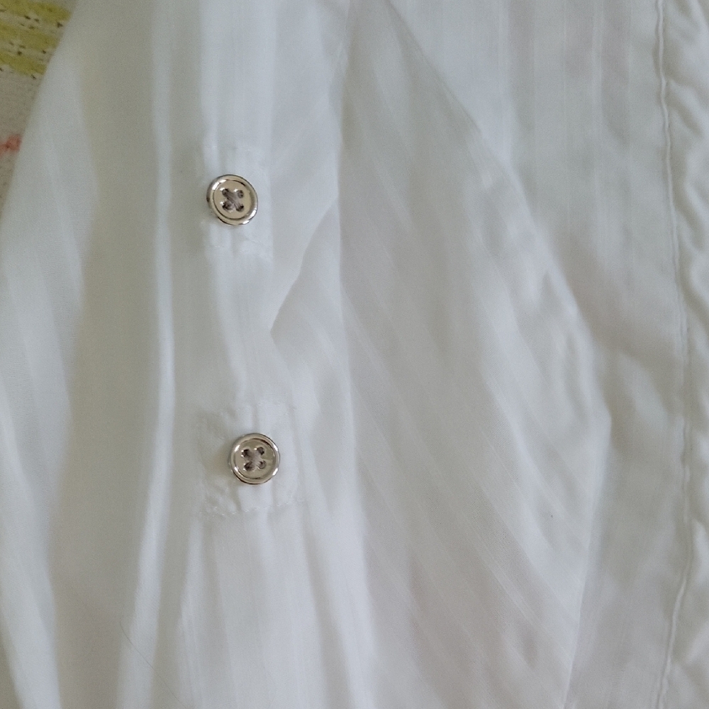 Express White Blouse with Eyelet Design - Picture 8 of 10